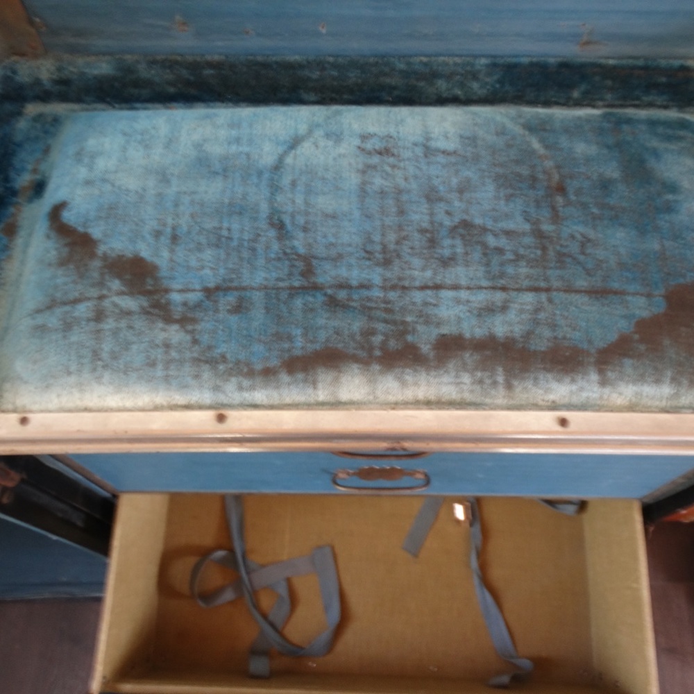 Vintage 1900s trunk antique - Picture 2 of 5